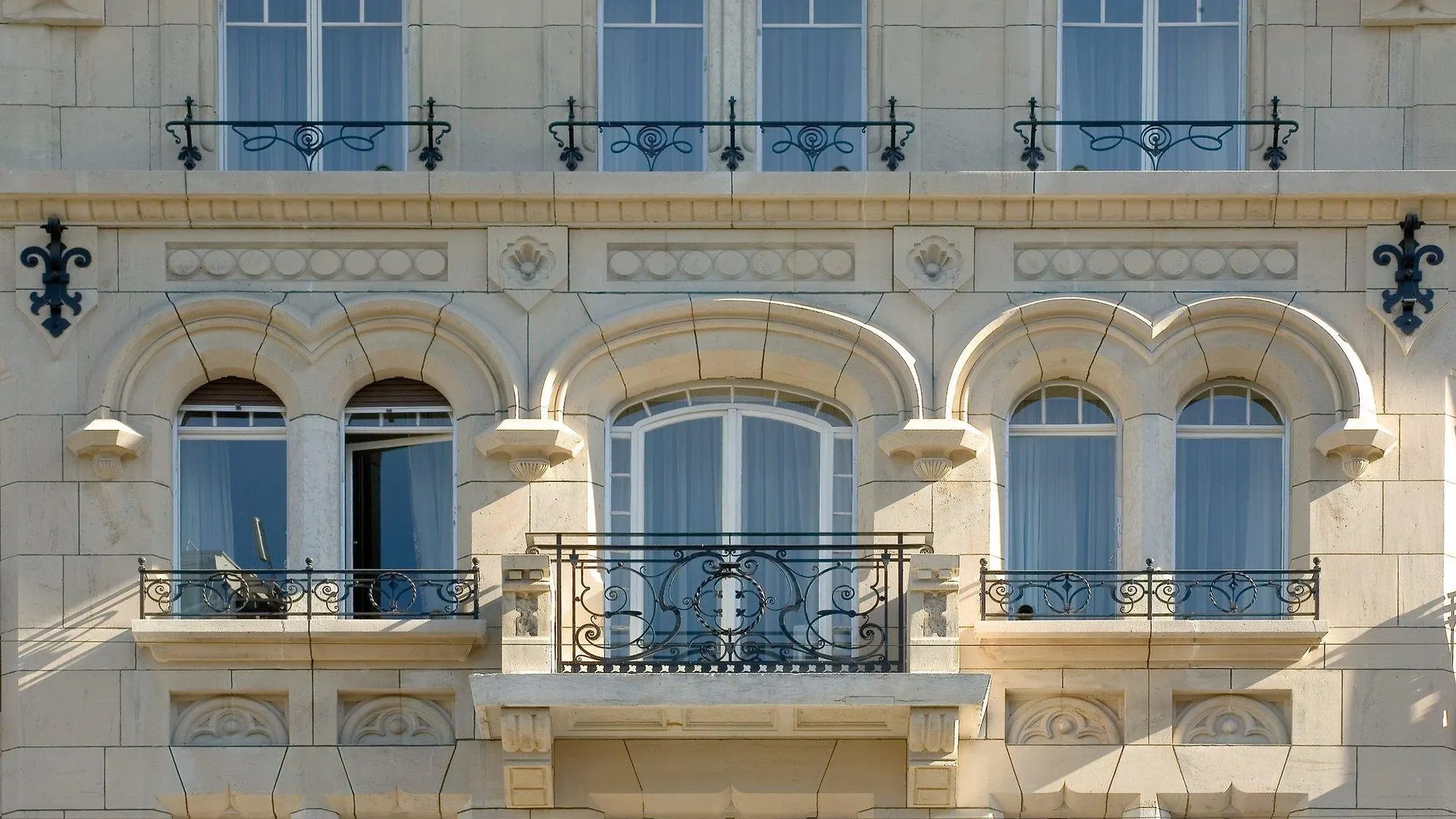 Hotel Longemalle Ženeva 4*,  Švýcarsko