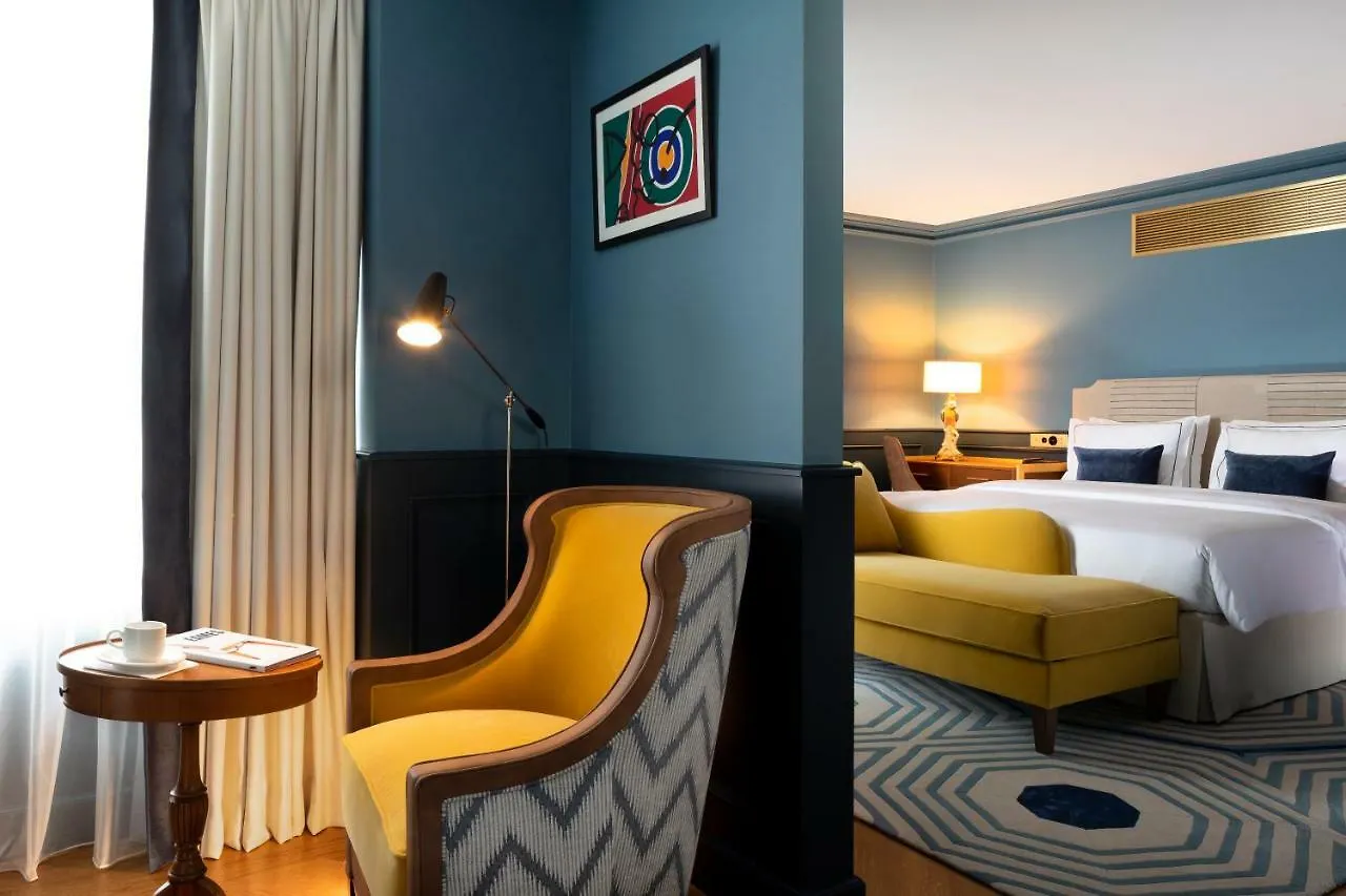 Hotel Longemalle Geneva 4*,