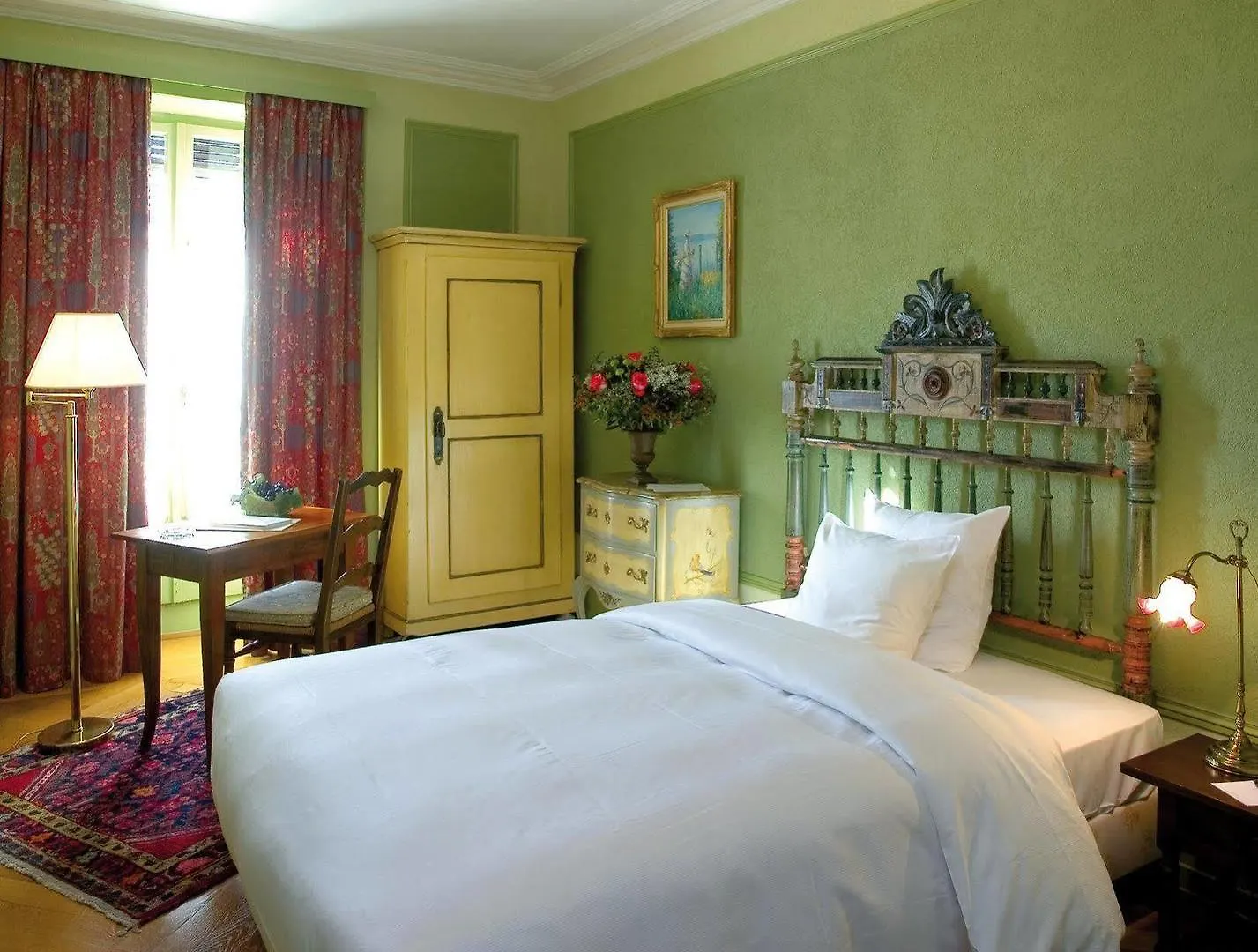 Hotel Longemalle Geneva 4*,